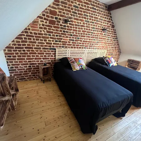 בית נופש Les Grands Arbres