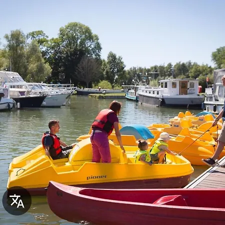 Les Grands Arbres בית נופש *