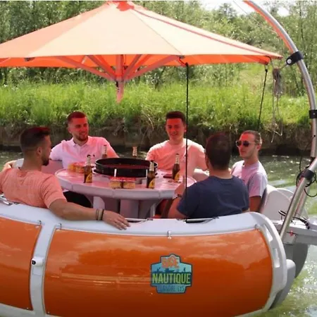 Les Grands Arbres בית נופש *