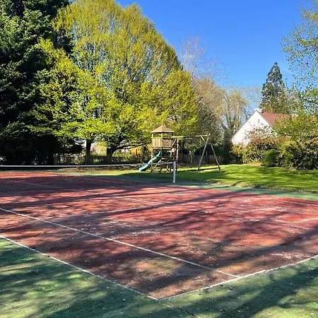 Les Grands Arbres בית נופש Merville (Nord)